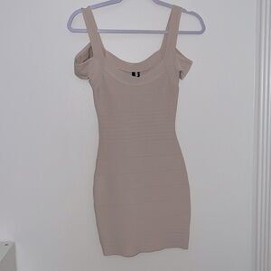 Guess light pink offshoulder dress